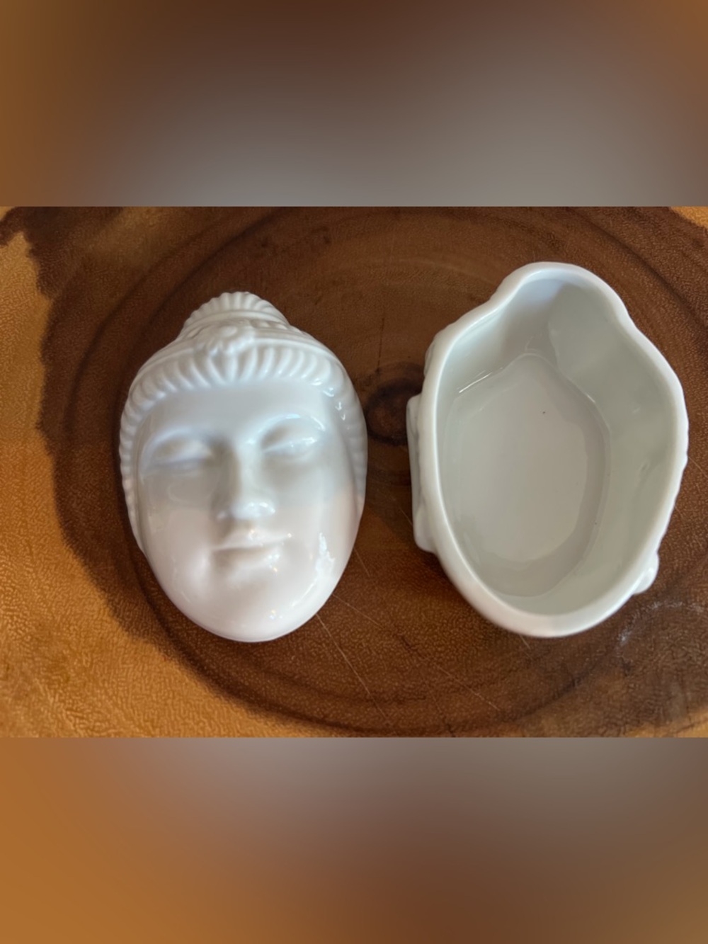 White Ceramic Face Trinket Box